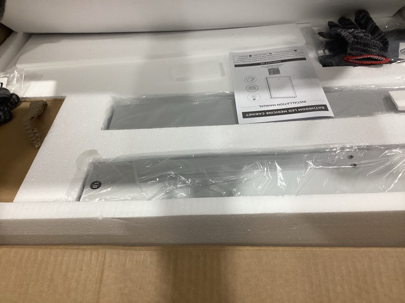 Condition photo showing Good Condition for TETOTE 24 x 32 Medicine Cabinet with Lights, Adjustable Shelves, Silver Aluminum Cabinet, Anti-Fog Stepless Dimmable 3 Colors White/Warm/Natural, Easy to Install(Wall Mount/Recessed) 32"L x 24"W Silver