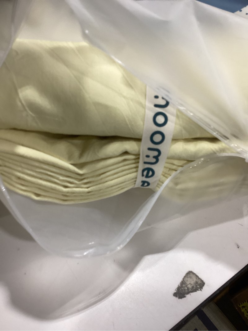 Condition photo showing Good Condition for MooMee Bedding Sheet Set 100% Washed Cotton Linen Like Textured Breathable Durable Soft Comfy (Heathered Butter Yellow, Full) Heathered Butter Yellow Full