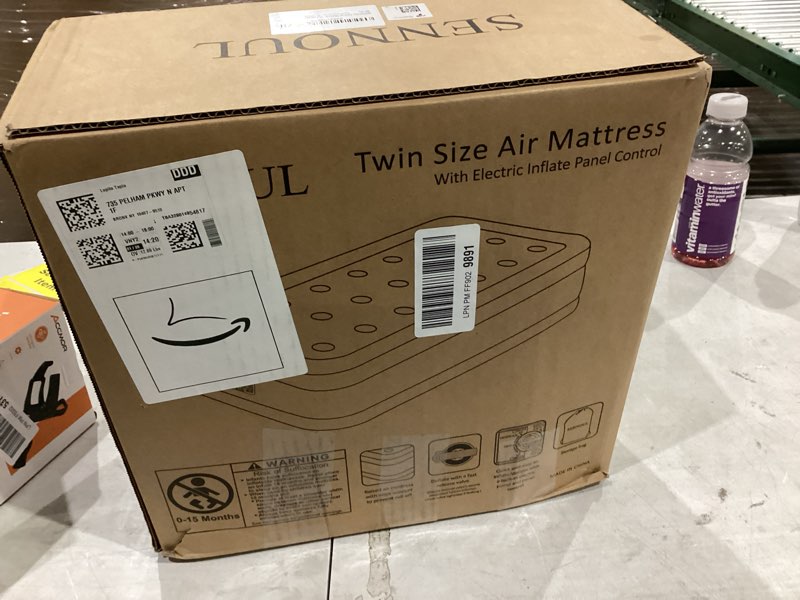 Condition photo showing New/Like New for Twin Air Mattress with Built-in Pump,Fast & Easy Inflation/Deflation Inflatable Mattress, Foldable Blow Up Mattress with Storage Bag, Inflatable Bed for Home, Camping & Guests,16"/550lbs Max 16" Twin