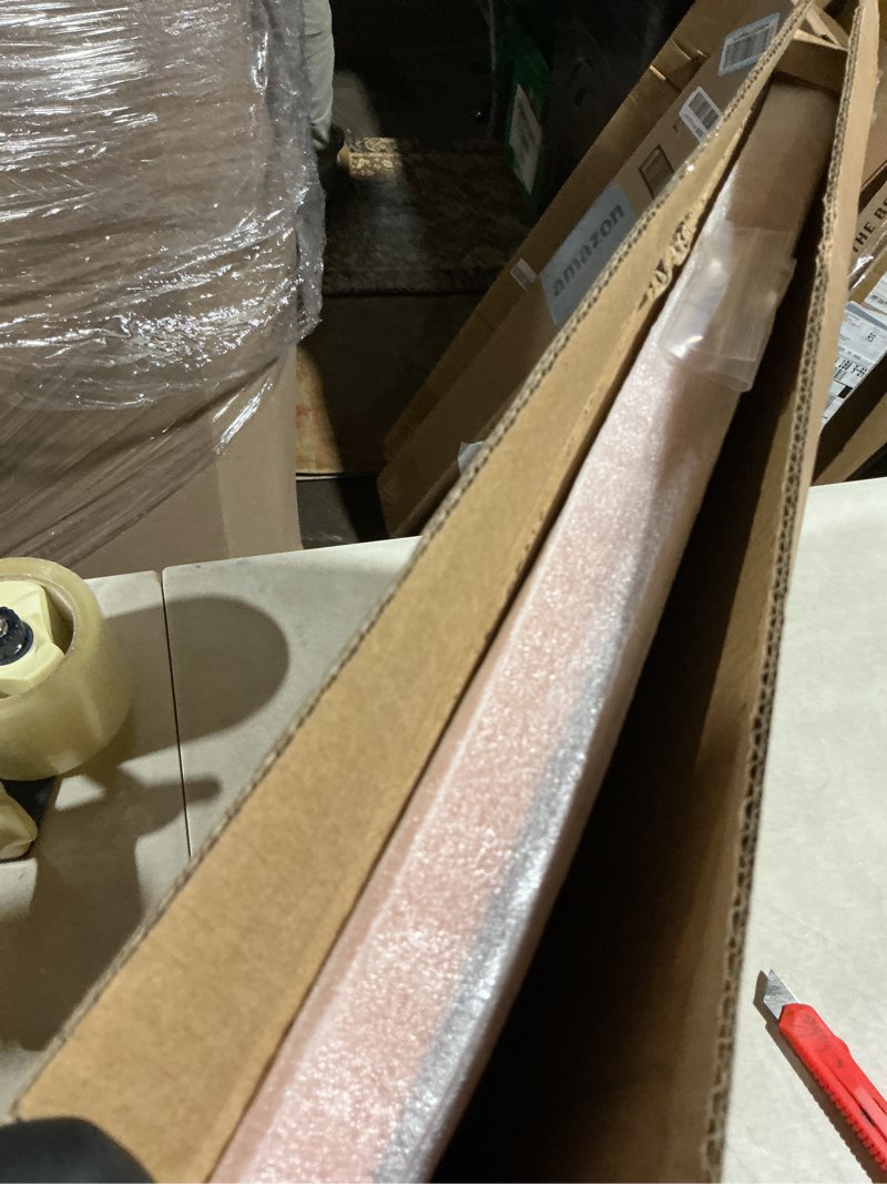 Condition photo showing Good Condition for *yooxo 13x19 Picturel...Vertical all ountng