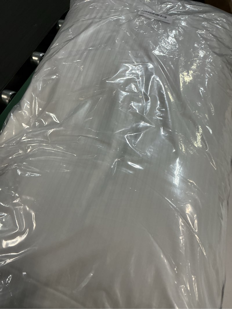 Condition photo showing Good Condition for indulgence side sleeper pillow by isotonic 36"x20" king king (pack of 1)