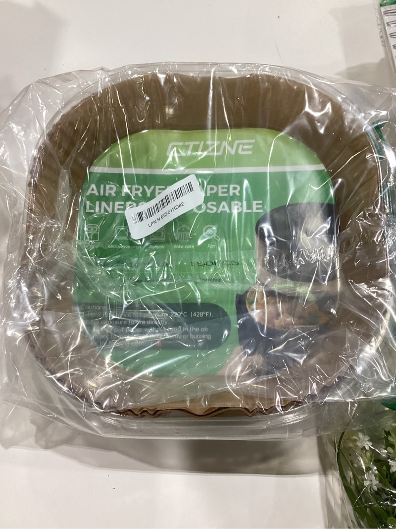 Condition photo showing New/Like New for air fryer liners disposable, 150pcs 8" square [food grade material] unbleached parchment paper liners non-stick & waterproof oilproof for 5-8 qt airfryer basket, baking, roasting microwave, oven 8"square 150