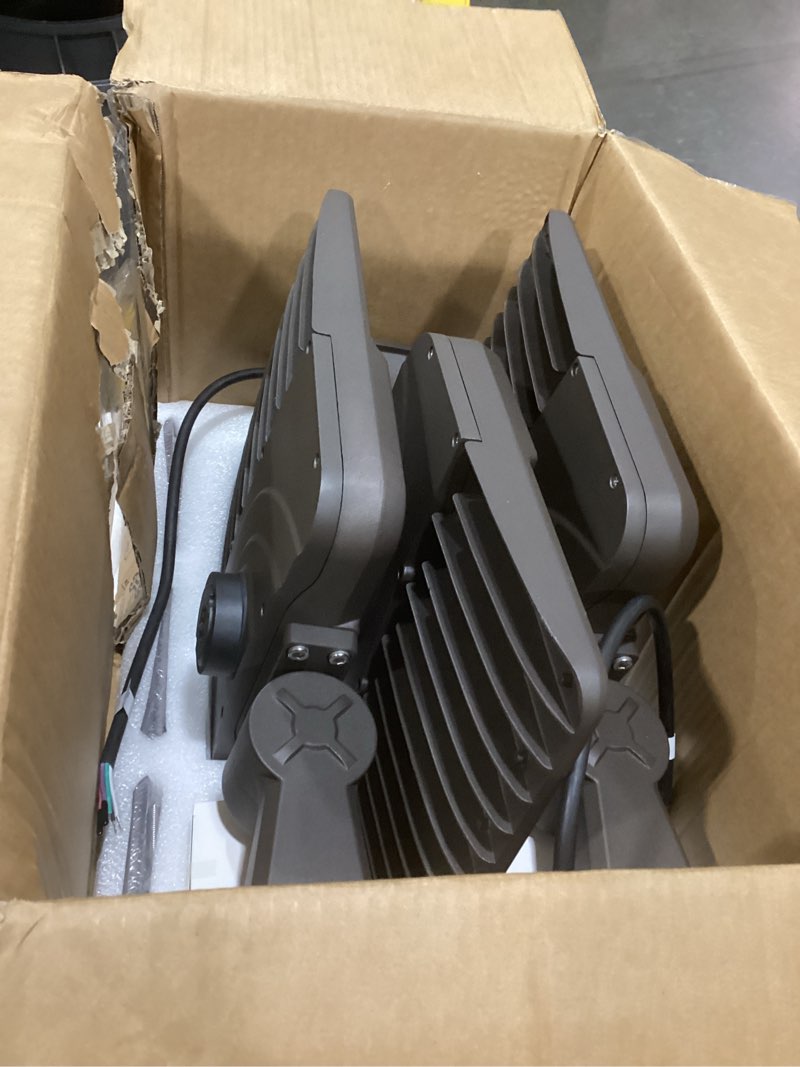 Condition photo showing Good Condition for jc-lgl led parking lot light 200w 3 pack, led shoebox light with arm mount, 28000lm 5000k daylight, ip65 waterproof dusk to dawn parking lot light, led area light for parking lot roadway