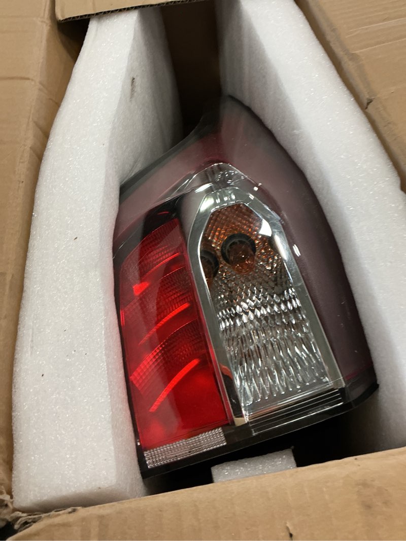 Condition photo showing New/Like New for Dasbecan Left Driver Side Tail Light Assembly with Bulb Compatible with Ford Escape Kuga 2017 2018 2019 Brake Rear Lamp