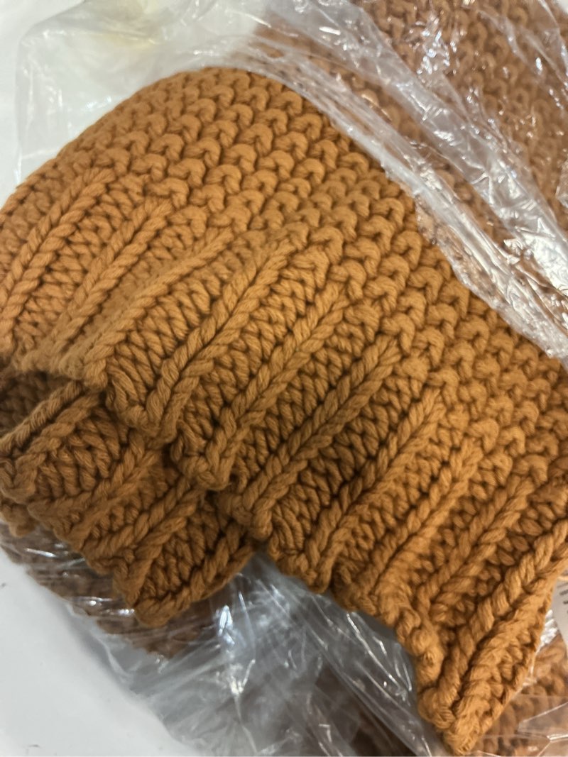 Condition photo showing Good Condition for cotton fisherman throw terracotta 50x60
