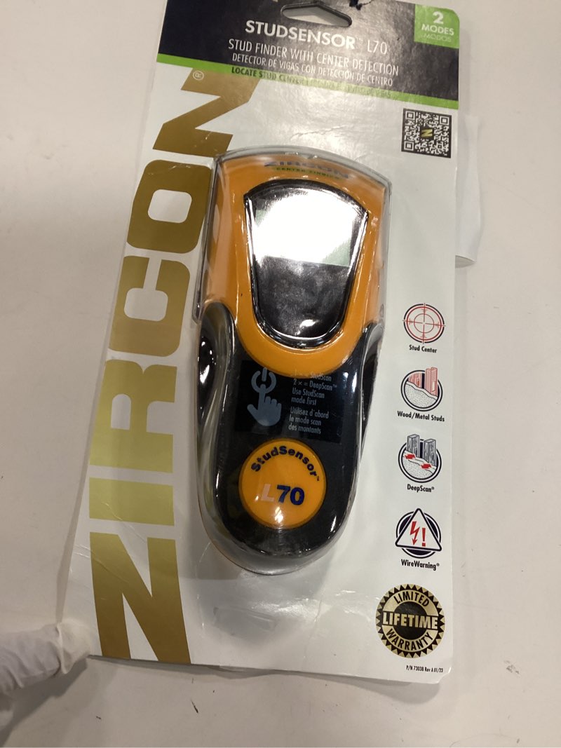 Condition photo showing Good Condition for zircon 1.5-in scan depth metal and wood stud finder