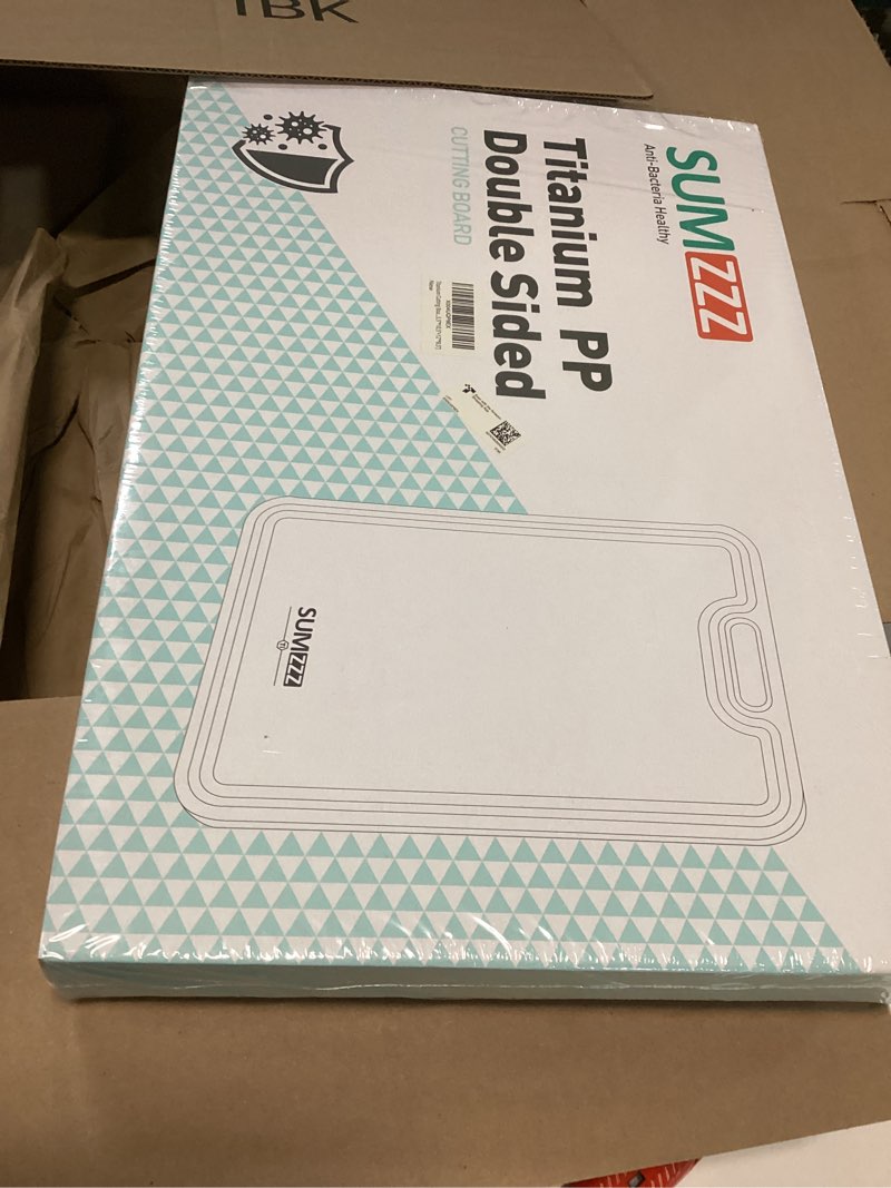 Condition photo showing New/Like New for Titanium Cutting Board for Kitchen, Cutting Board Double Sided Food Grade, Pure Titanium/PP, Easy to Clean[18”*12.5”+15.5”*10.5”+12”*8.5”] Silver Set of 3(S+M+L)
