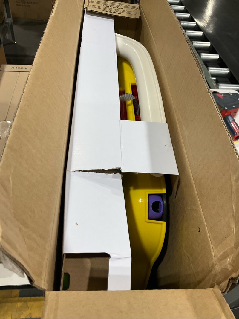 Condition photo showing Good Condition for VTech Smart Shots Sports Center (Frustration Free Packaging), Yellow