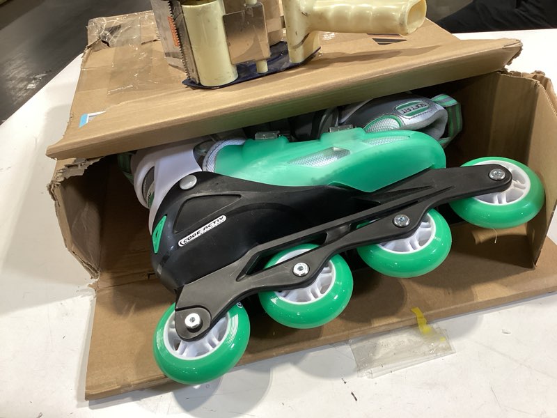 Condition photo showing Good Condition for roller derby v-tech 500 adjustable performance inline skates for men, women, kids, teens mint