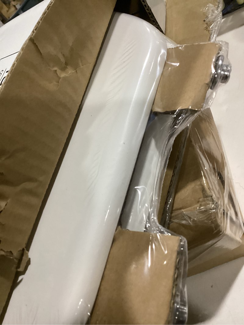 Condition photo showing Good Condition for White Round Toilet Seat Natural Wood Toilet Seat with Zinc Alloy Hinges, Easy to Install also Easy to Clean, Scratch Resistant Toilet Seat by Angol Shiold (Round, White) Round White