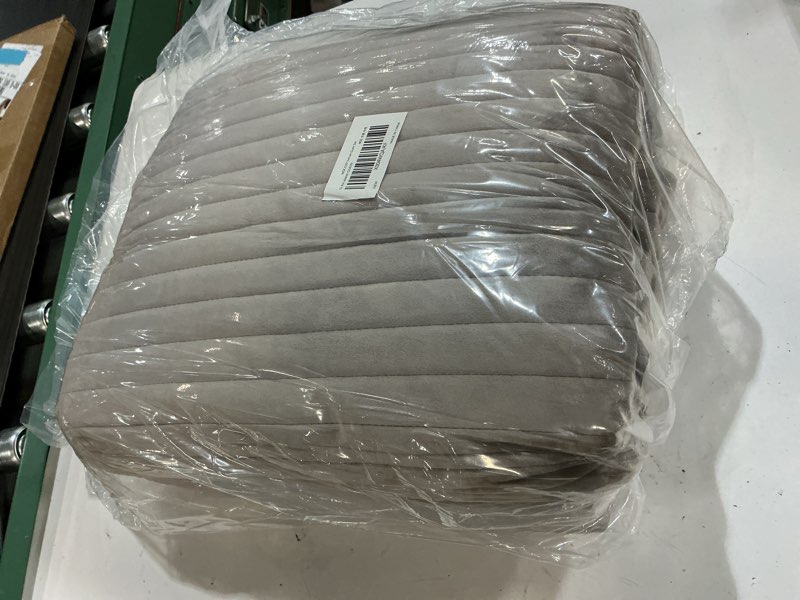 Condition photo showing New/Like New for (Similar)WDCOZY Velvet Queen Size Quilt Set - Beige Striped Soft Lightweight Bedspread, Tan Neutral Channel Farmhouse Country Rustic Coverlet, Taupe Camel Modern Bedding Kakhi Warm Thin Comforter, 3 Pieces Taupe Full/Queen (90\"x90\")