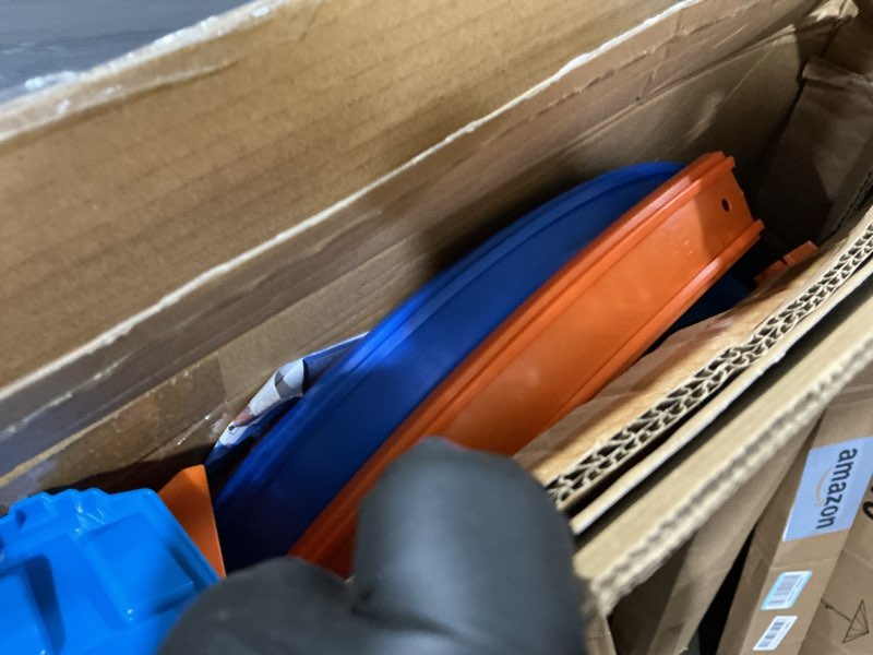 Condition photo showing Good Condition for hot wheels track set with 1:64 scale toy car, 4 intersections for crashing, powered by a motorized booster, criss-cross crash track (amazon exclusive) criss cross crash