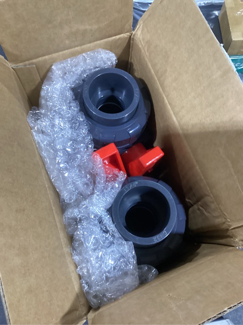Condition photo showing Good Condition for DERNORD 2 Pack PVC True Union Ball Valve with Full Port, EPDM O-Rings, and Reversible PTFE Seats,Rated at 200 PSI (1 1/4 inch Socket) 1 1/4 inch Socket Pack of 2