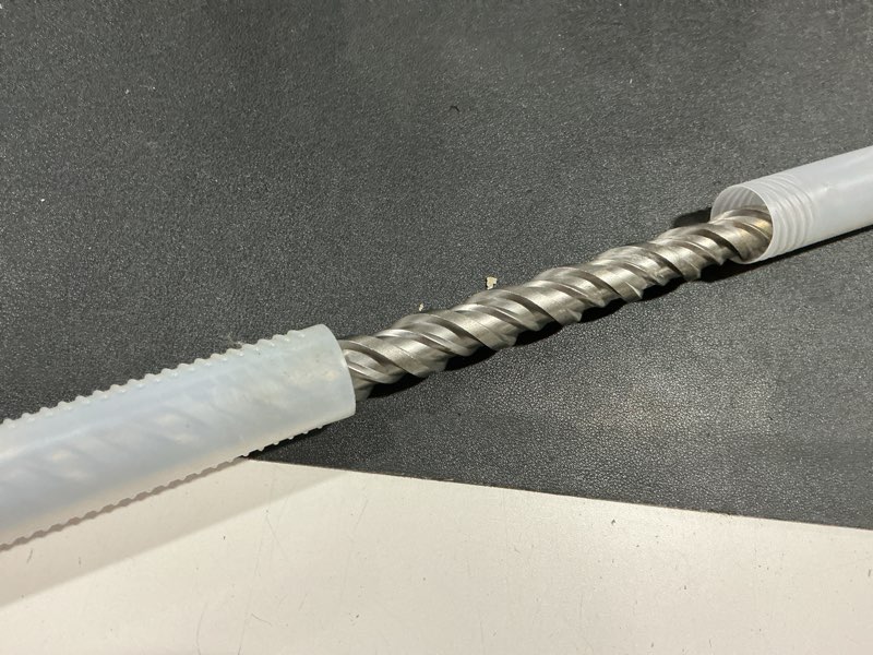 Condition photo showing Good Condition for 1 inch x 23.6 inch sds plus rotary hammer drill bit, concrete drill bit for concrete, brick, cement and stone, 23.6 inch length (23.6" length, 1" diameter) 1 " diameter 23.6 " length
