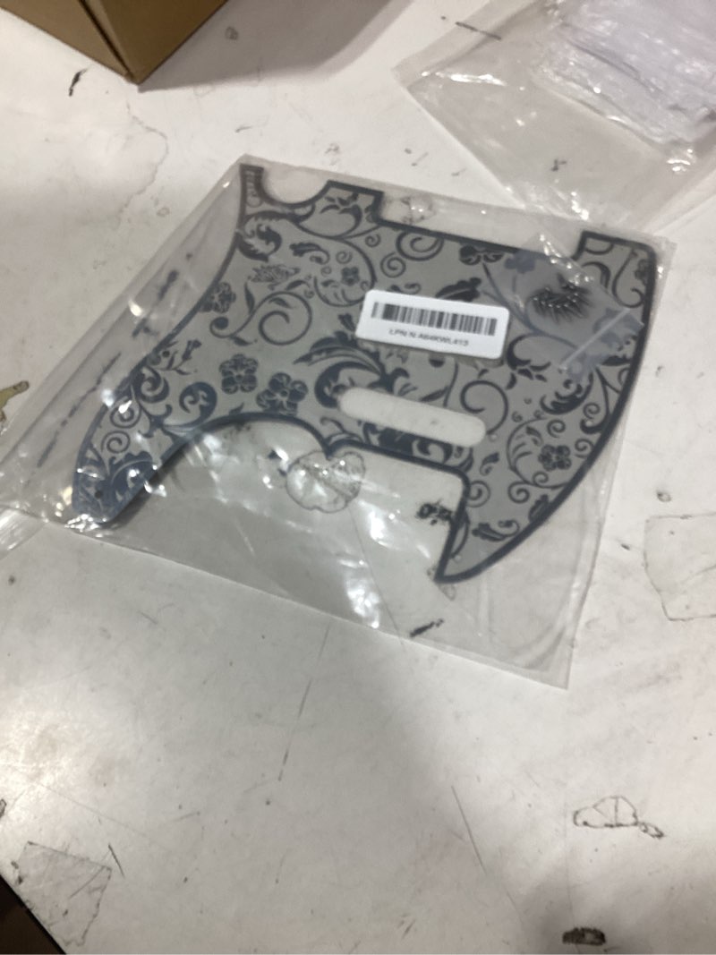 Condition photo showing New/Like New for stainless steel pick guard scratch plate 8 holes sh pickup configuration engraving metal electric guitar pickguard compatible with usa/mexican telecaster tele modern style guitar parts(chrome) pick guard sh pickup chrome