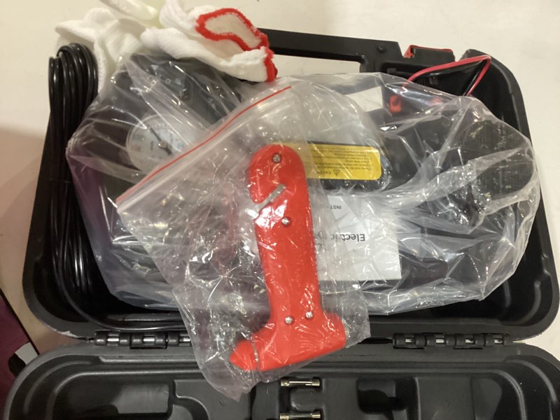 Condition photo showing Good Condition for 4 in 1 12v lighter powered electric hydraulic jack