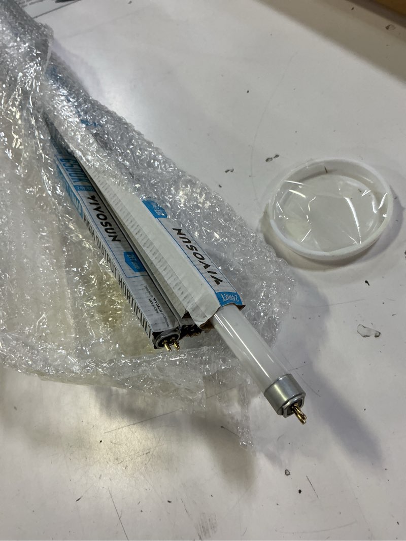 Condition photo showing Good Condition for vivosun t5 grow light bulbs 2 ft 22 inches, 24w 6500k ho fluorescent tubes light bulbs, cool white t5 bulb for 22 inches t5 light fixtures, t5 grow lights for indoor plants, 2 ft 24w pack of 5 2 feet