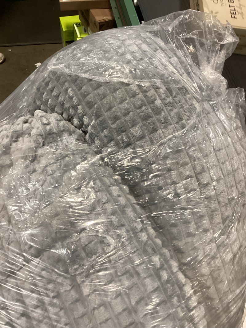 Condition photo showing Good Condition for Reading Pillow for Bed,U Shaped & Back Support Pillow for Bed,19" Backrest with Lumbar & Arm Support,Comfy Flannel Fabric,Lap Pillow for Gaming/Reading/Watching TV,Gray Gray Flannel Large(19inch)+Lap Pillow