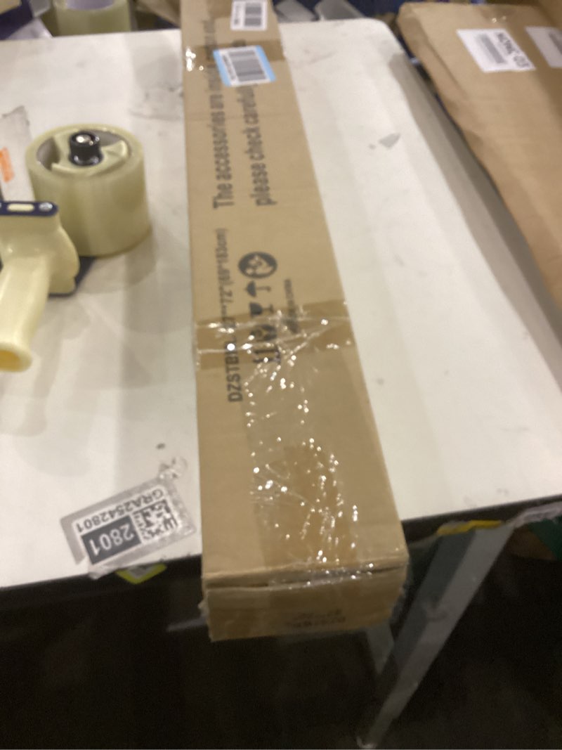 Condition photo showing Good Condition for Window blind