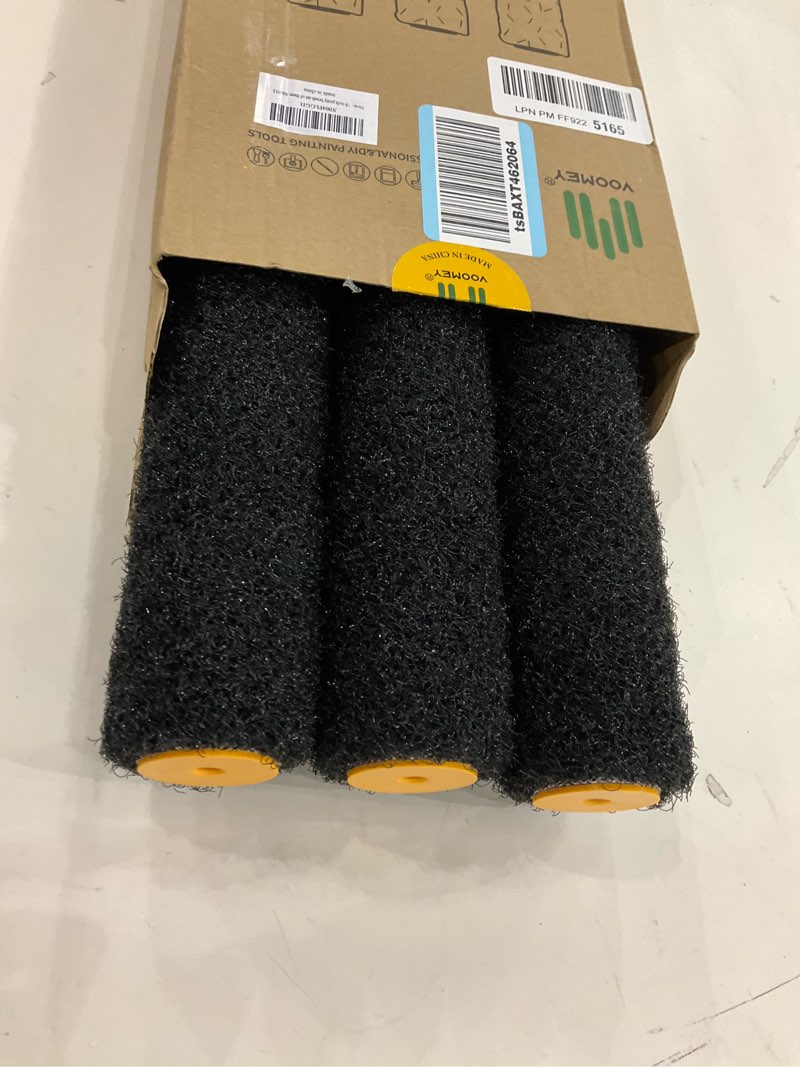 Condition photo showing New/Like New for VOOMEY 18 Inch Drywall Compound Roller,Drywall Mud Roller,Ideal for Large Painting Projects Such as Large Walls and Ceilings 18" Roller Cover 3Pack