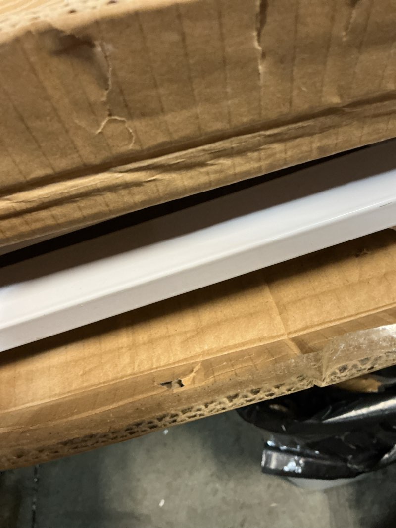 Condition photo showing Good Condition for mom's choice-grownsy baby gate for stairs, 30.5"-43" pressure mounted pet gate for doorways-auto close dog gate for the house-easy installation & walk thru wide safety gate white 29"-43"*30"