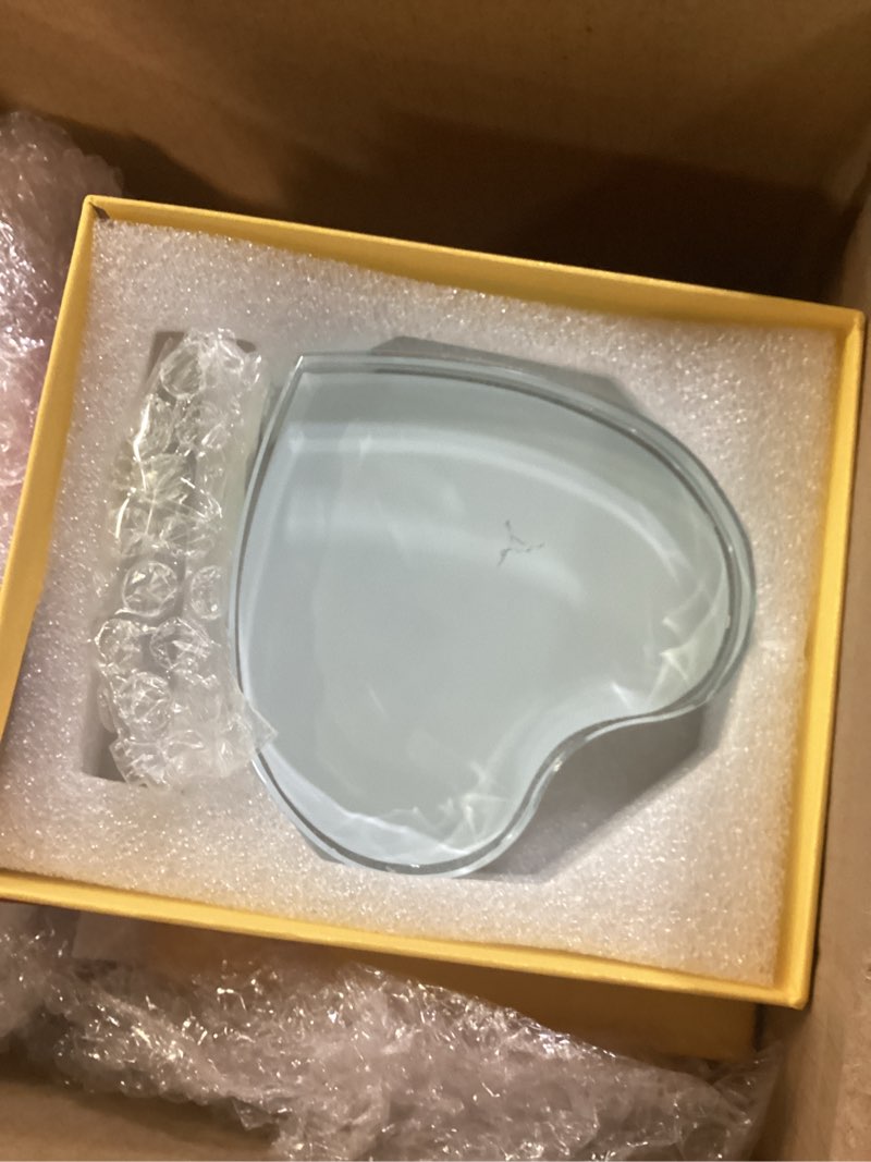 Condition photo showing Good Condition for qunclay 6 pcs sublimation blanks crystal sublimation canvas blanks decorative heat transfer photo frame crystal picture frame for diy custom tabletop supplies (heart,3.94 x 3.94 x 0.71 inch) 3.94 x 3.94 x 0.71 inch heart