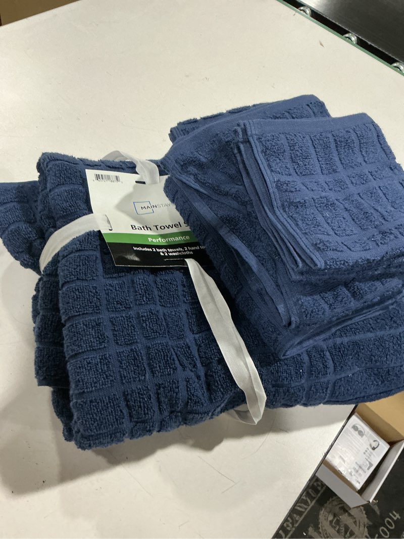 Condition photo showing Good Condition for mainstays performance cotton 6-piece bath towel set  super soft quick dry fade resistant  textured navy