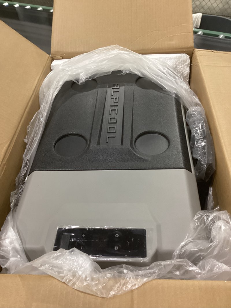 Condition photo showing New/Like New for Alpicool Portable Refrigerator