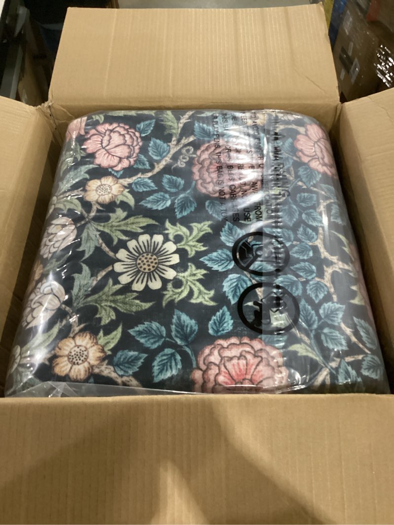 Condition photo showing Good Condition for garveehome indigo blue and pink vintage floral washable 8x10 area rugs for living room boho retro rug low pile stain resistance non slip carpet for bedroom nursery dining room a indigo blue 8' x 10' (rectangular)