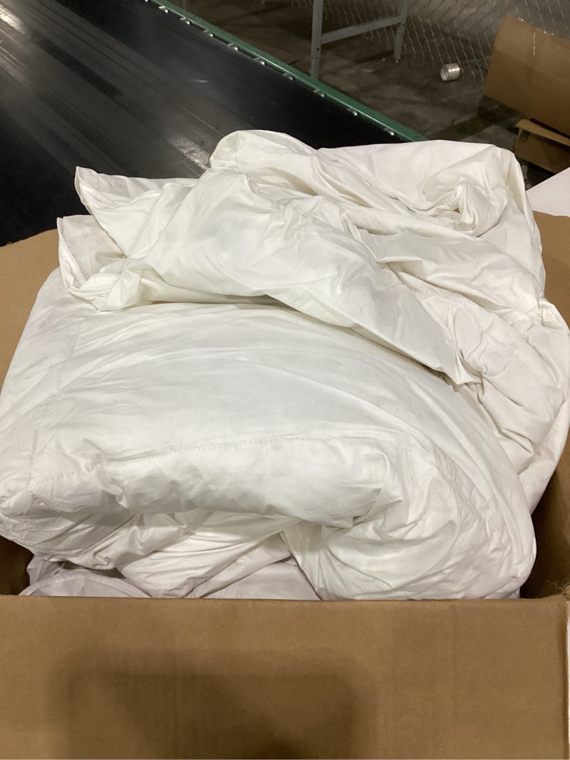 White comforter unknown size 