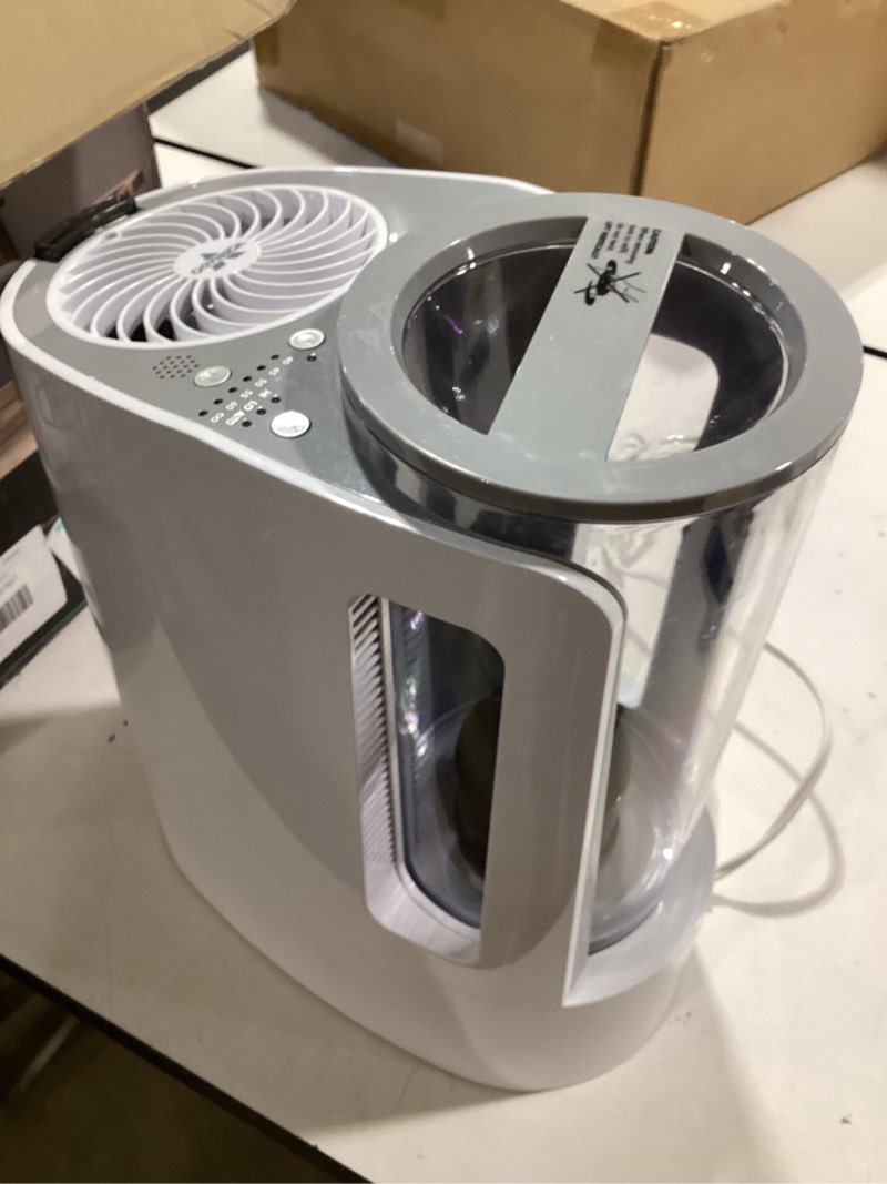 Condition photo showing Good Condition for vornado uh100 ultrasonic humidifier with fan assisted humidification uh100 — 1 gal tank humidifiers