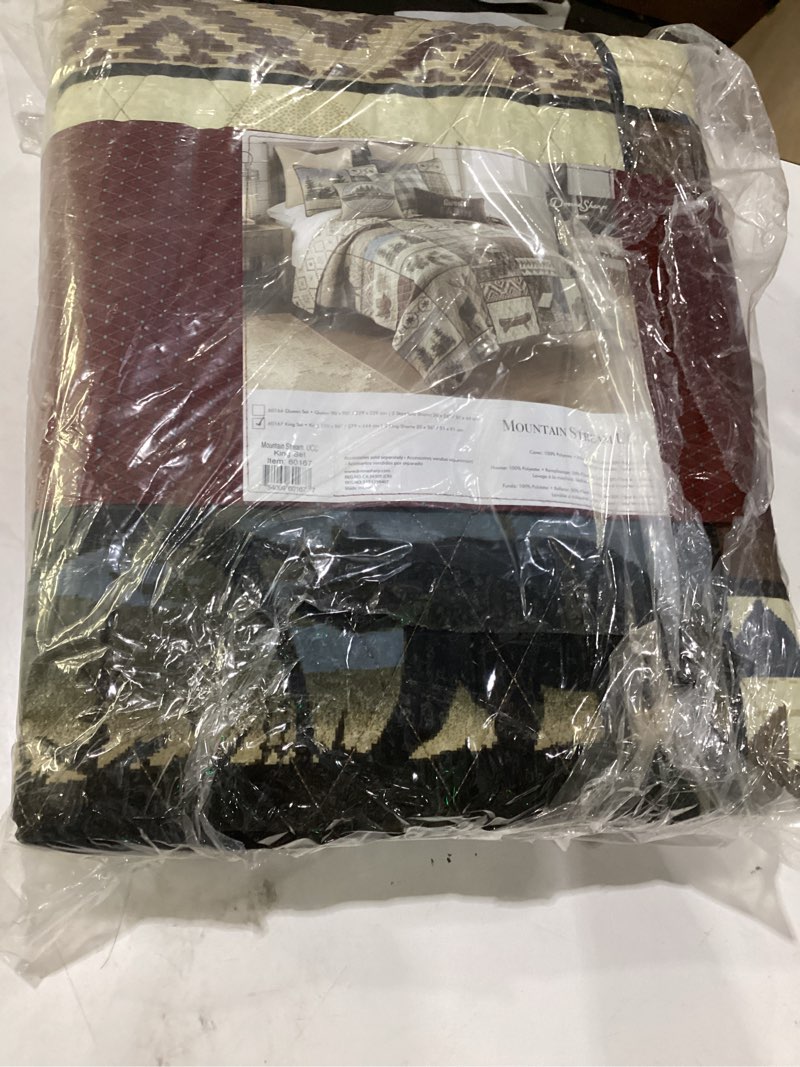 Condition photo showing As Is for mountain stream quilt king set 