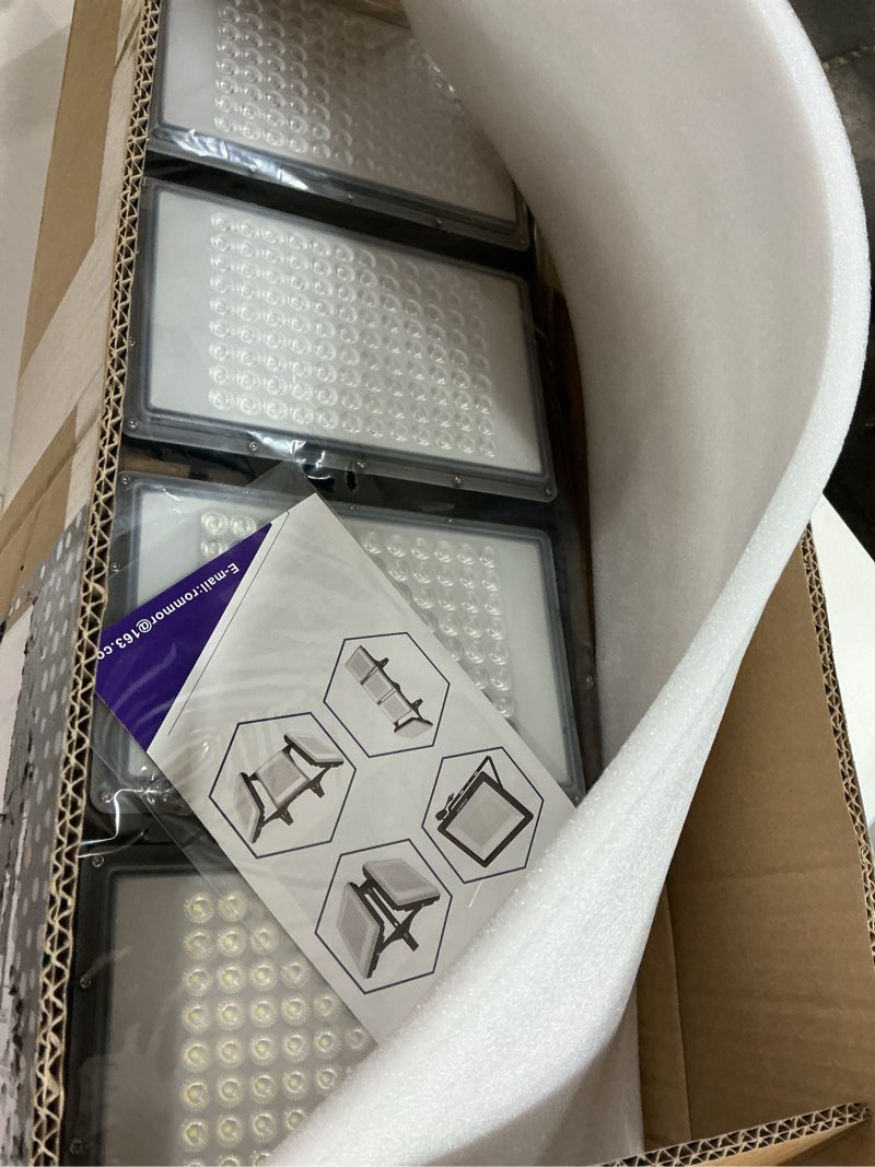 Condition photo showing New/Like New for 800w led flood light outdoor, 80000lm 6000k daylight white ip66 waterproof, commercial parking lot light,4 heads for street stadium house floodlight bright security lights for outdoor area 800.0 watts