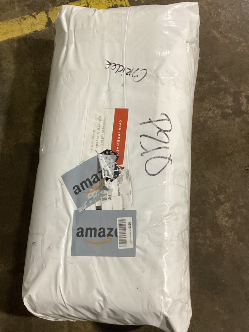 Condition photo showing As Is for Loloi Margot Collection MAT-03 Ocean/Spice 8'-6" x 11'-6" Area Rug feat. CloudPile, No-Shed Easy Clean Large Patterned Area Rug for Living Room, Bedroom, Dining Area Ocean / Spice 8'6" x 11'6" (Rectangular)