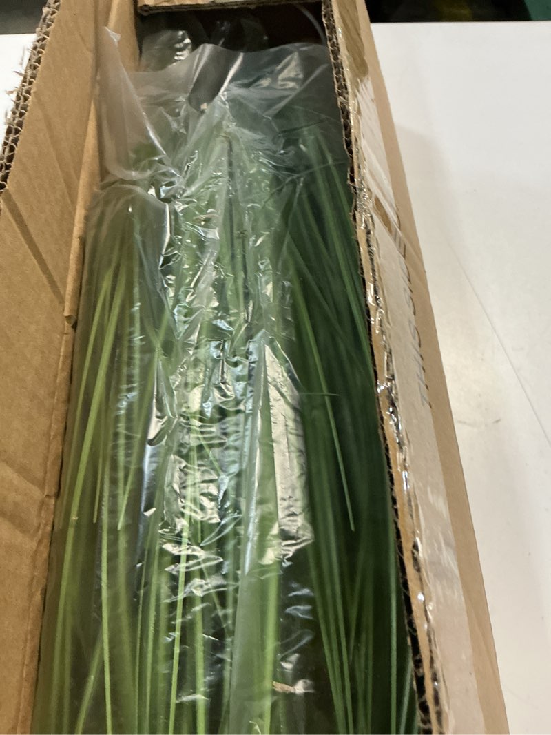 Condition photo showing New/Like New for 24 inches Extra Lush Artificial Reed Grass (6pcs), Luxury Fake Plants with 13 Heads Dogtail Flower, Luxury Faux Greenery with Dogtail for Garden Porch and Home Decor (Green-13) Green-13 24 inches
