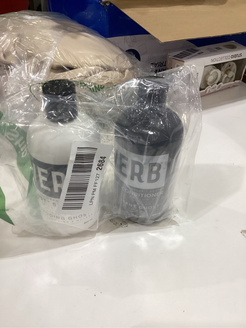 Condition photo showing Good Condition for Verb Ghost Shampoo & Conditioner Duo – Vegan Shampoo and Conditioner Set –– Weightless, Anti-Frizz Hydrating Shampoo and Conditioner Promotes Shine and Strength 12 Fl Oz (Pack of 2)