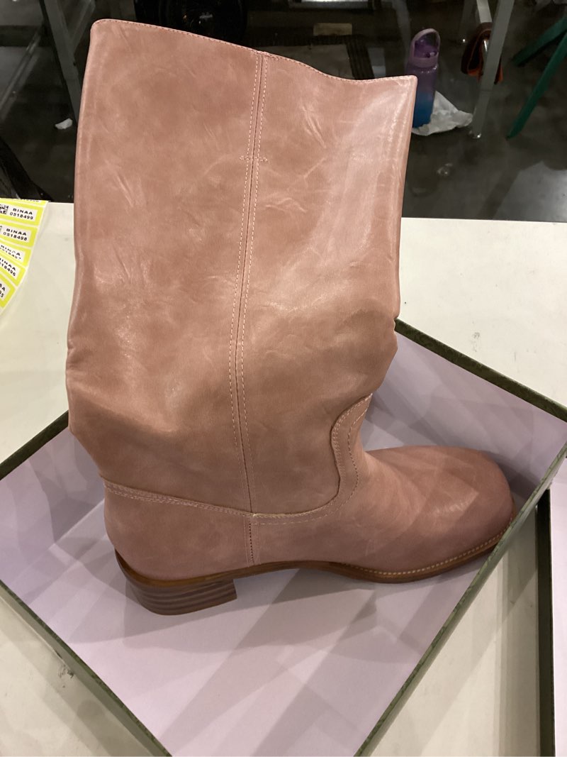 Women’s Shoes size 8.5