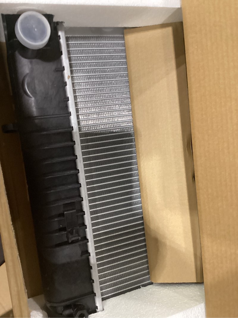 Condition photo showing New/Like New for (not tested)cu2423 34'' engine coolant radiator compatible with chevy silverado suburban tahoe, gmc sierra yukon, cadillac escalade, hummer h2 1999-2014 4.3l 4.8l 5.3l 6.0l 6.2l without eoce