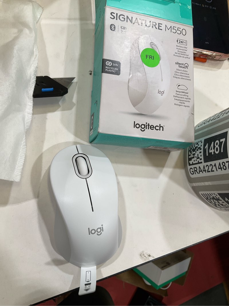 Condition photo showing Good Condition for Logitech mouse