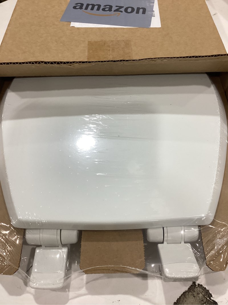 Condition photo showing Good Condition for mayfair 847slow 000 kendall slow-close, removable enameled wood toilet seat that will never loosen, 1 pack - round - premium hinge, white (b07zqr1rmn)