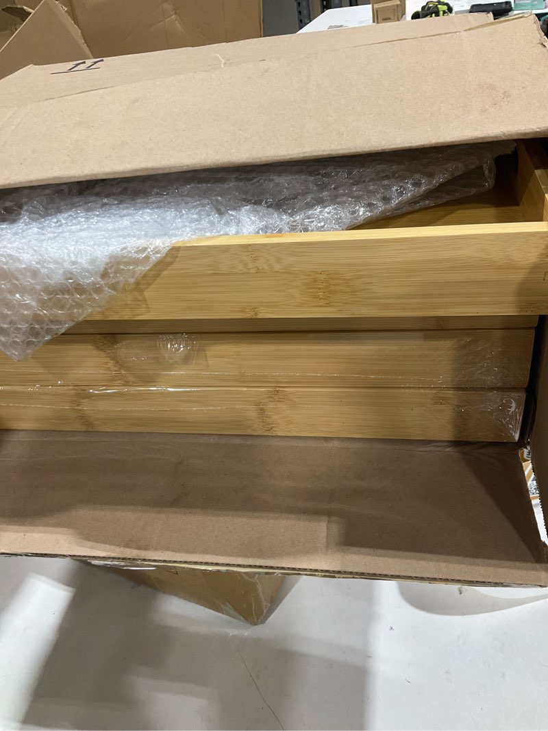 Condition photo showing Good Condition for 4 pack large bamboo serving tray with handles - 18 x 13 inch wooden dinner tray, home kitchen decorative tray, breakfast trays for eating on couch, lap trays, coffee, kitchen, picnic 4 pack 18 x 13 inch