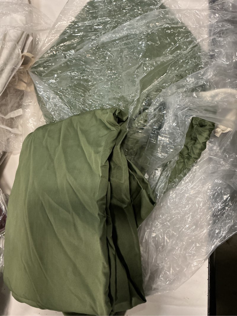 Condition photo showing Good Condition for bamboo sheet set, twin xl