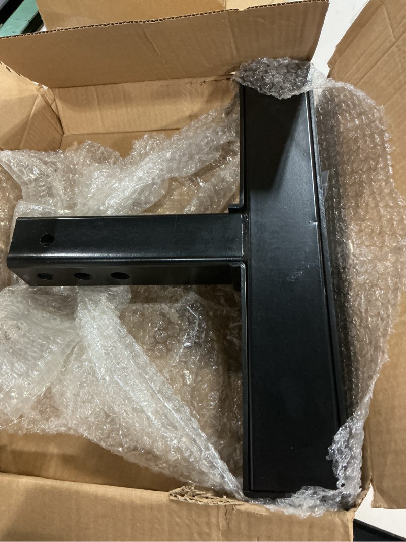 Condition photo showing Good Condition for eapele hitch step for 2 inch receiver, universal anti slip bumper guard, 600lbs maximum load, for trailer tow truck pickup suv pickup van rv hitch step without reflective strips