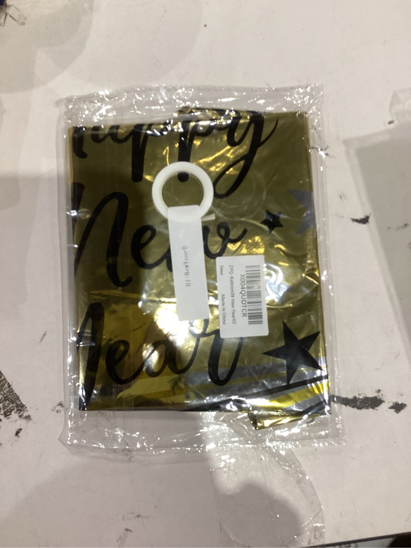 Condition photo showing New/Like New for 9pcs Happy New Year Balloons, Black and Gold Star Foil Balloon For 2026 New Years Eve Party Supplies