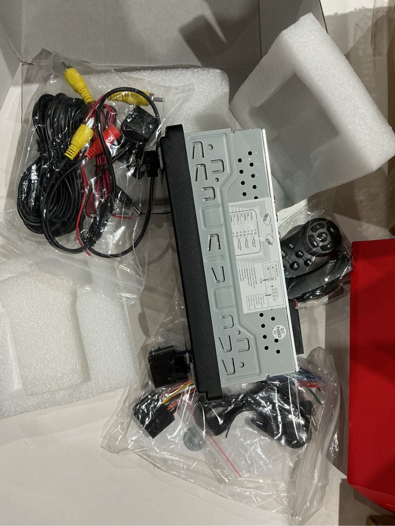 Condition photo showing Good Condition for single din car radio & android car wireless with backup camera,6.36 inch hd touch carplay screen,bluetooth handsfree calls,reversing camera, fm, aux input, steering wheel control,mirror link