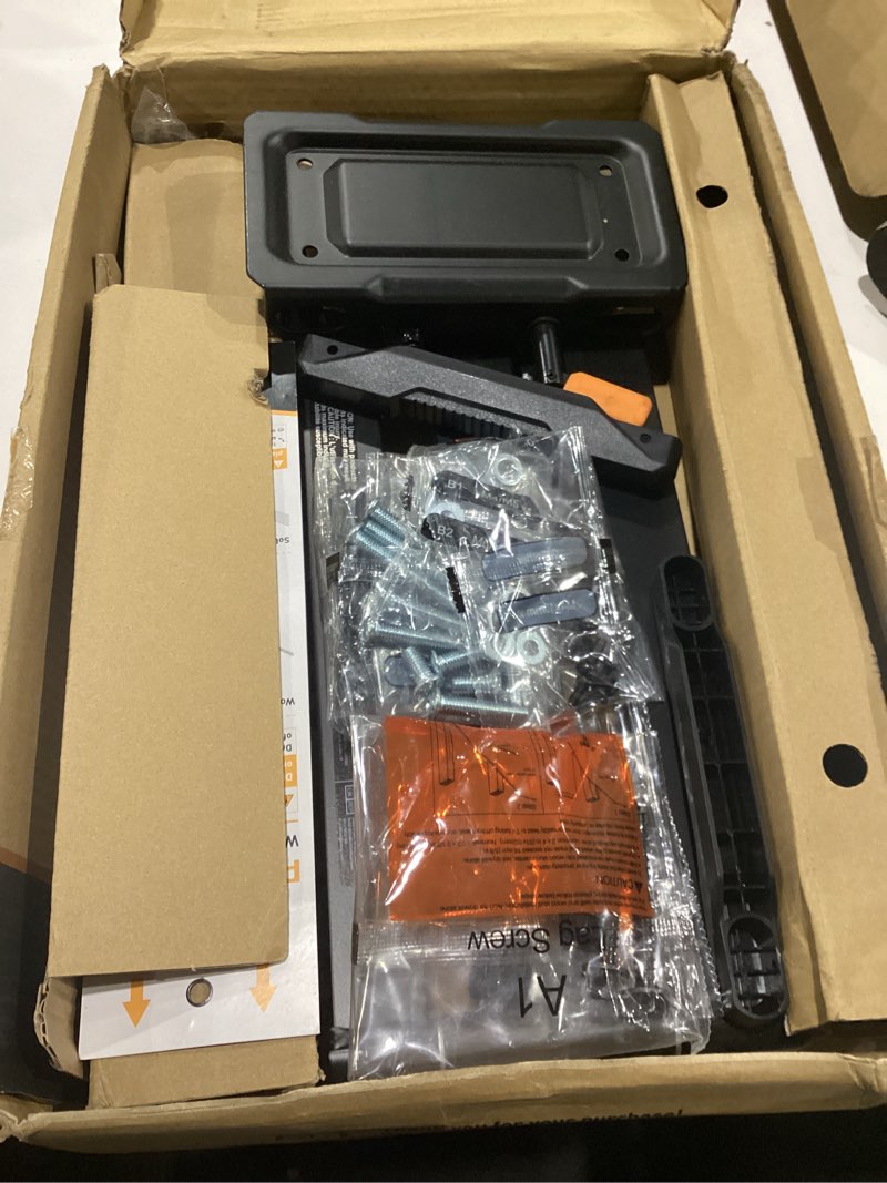 Condition photo showing Good Condition for perlegear corner tv wall mount long arm tv mount bracket for 37-75 inch tvs-full motion wall mount with 32.37” extension & swivel articulating arm & tilt, max vesa 600x400mm, holds up to 100 lbs fits 37-75'' tvs / max 600x400mm