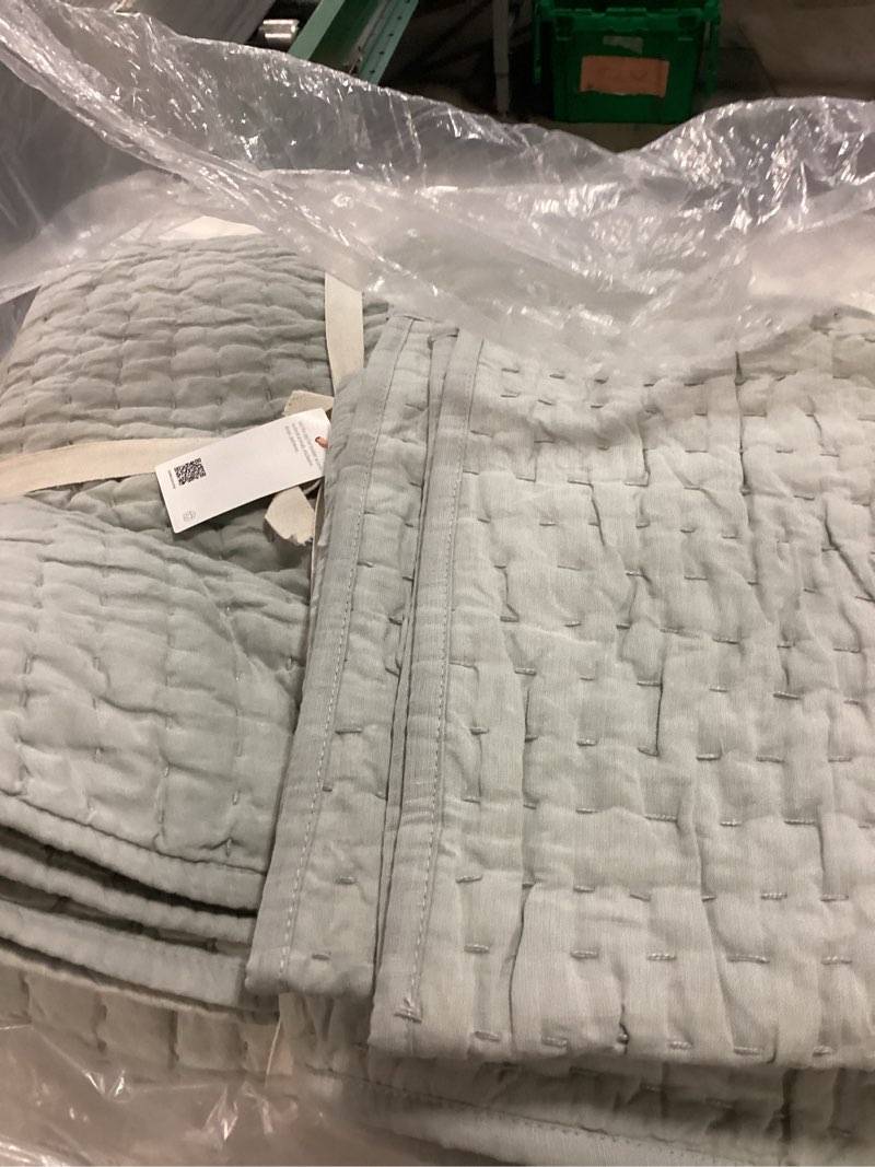 Condition photo showing New/Like New for european linen cotton stitch quilt set, full/queen, mist