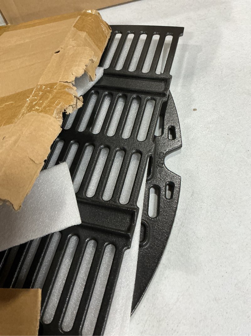 Condition photo showing Good Condition for 7645 65811 cast iron grill cooking grates replacement for weber q200 q220 q2000 q2200 q2400 series gas grills accessories, 53060001, grates grid grill parts for weber q 200 grill parts, 2-pack 21.5'' x 15.3''