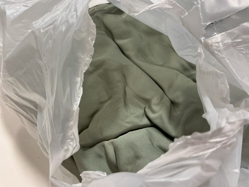 Condition photo showing New/Like New for bamboo comforter, twin, sage
