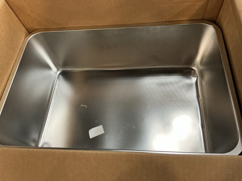 Condition photo showing Good Condition for stainless steel litter box, large metal cat litter box with high sided for big and small cats, kitty litter boxes, non-stick, easy to clean, odor-free, cat toilet?litterbox valuepro series?no handle? 23.4"l×15.6"w×7.8"h